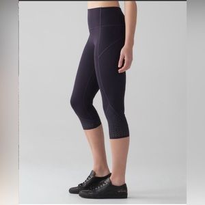 Lululemon Anew Grape cropped leggings size 4